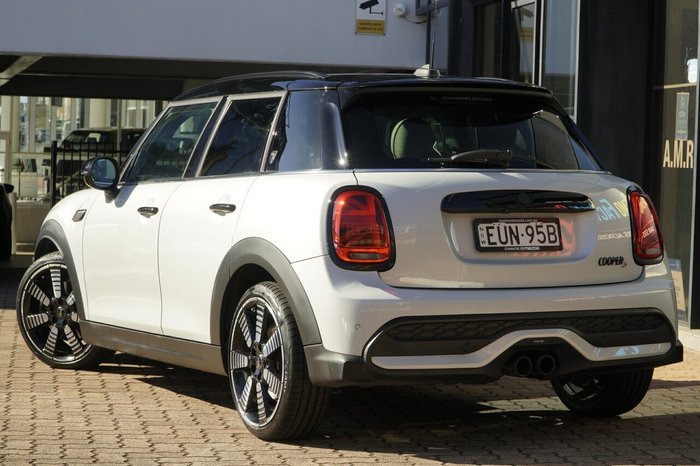 2022 Mini Hatch