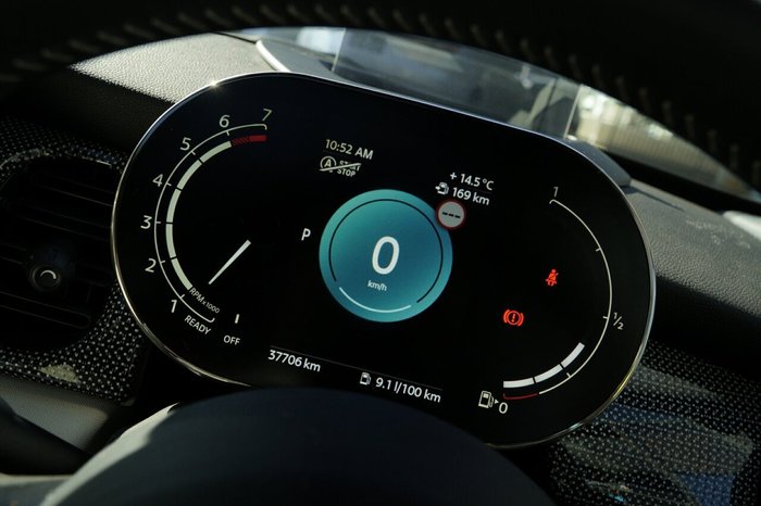 2022 Mini Hatch
