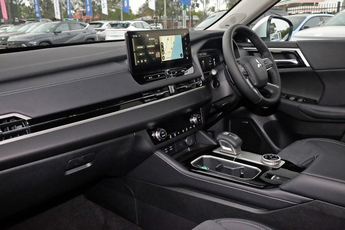 2025 Mitsubishi Outlander Aspire