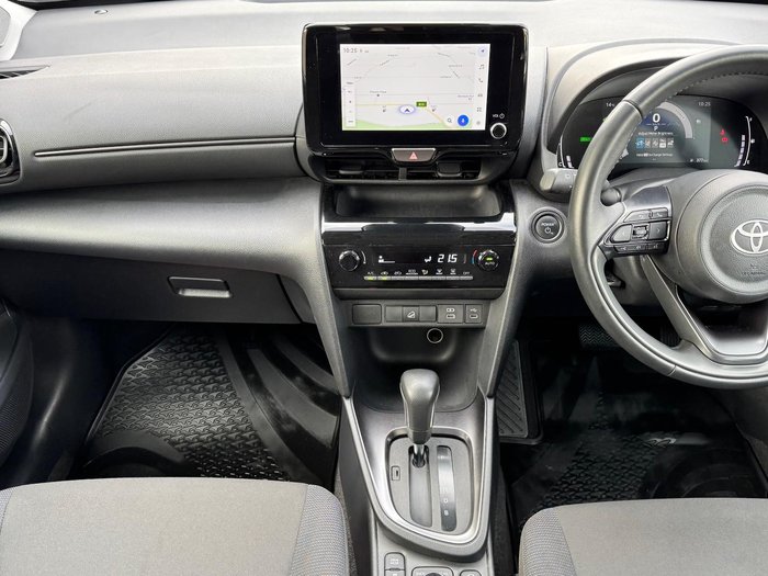 2024 Toyota Yaris Cross GX