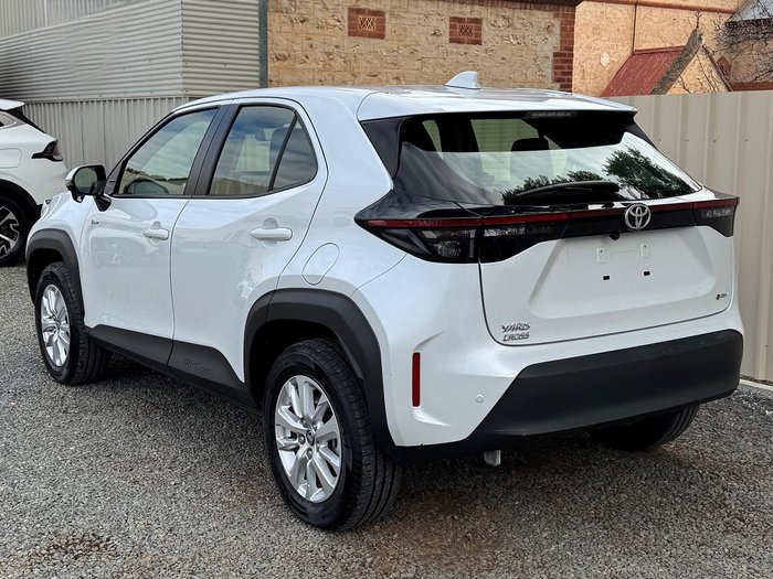 2024 Toyota Yaris Cross GX