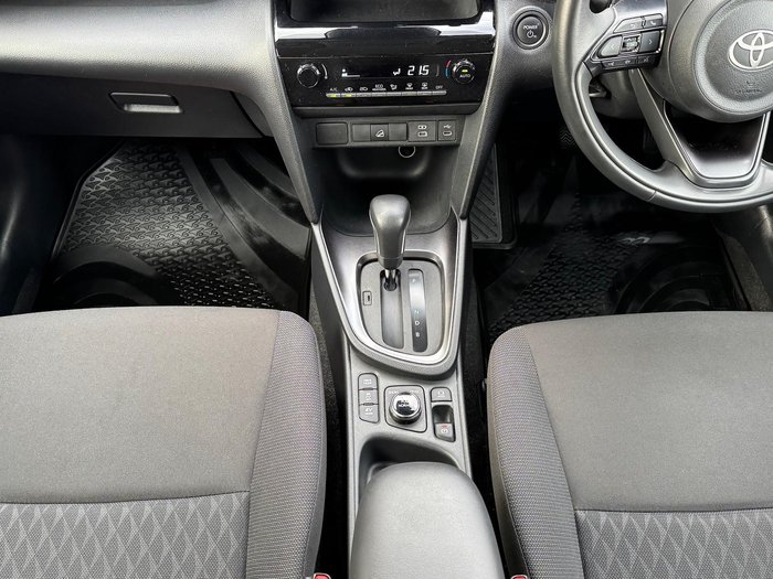 2024 Toyota Yaris Cross GX