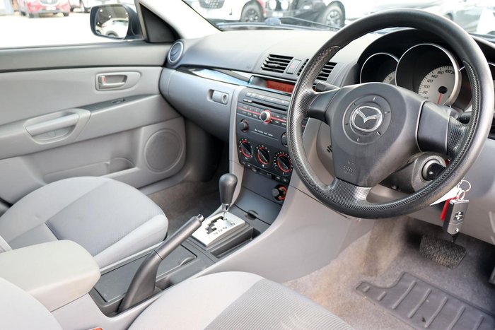 2007 Mazda 3 Neo