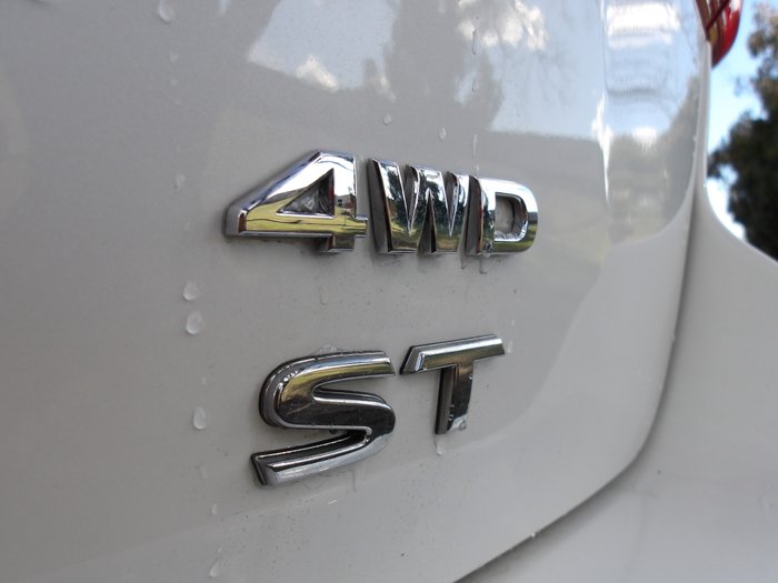 2017 Nissan Pathfinder ST