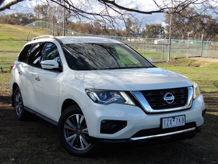 2017 Nissan Pathfinder ST