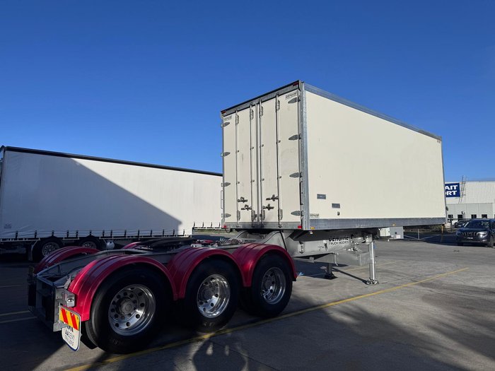 2017 GTB St3 Lead A 12 Pallet -28 Freezer, Double Stacker