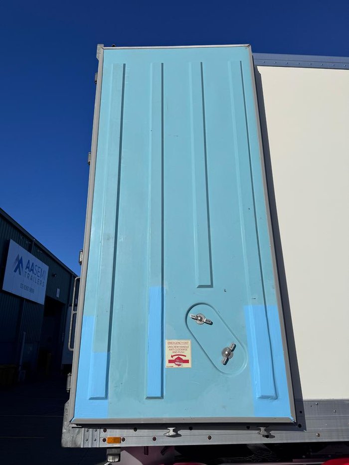 2017 GTB St3 Lead A 12 Pallet -28 Freezer, Double Stacker