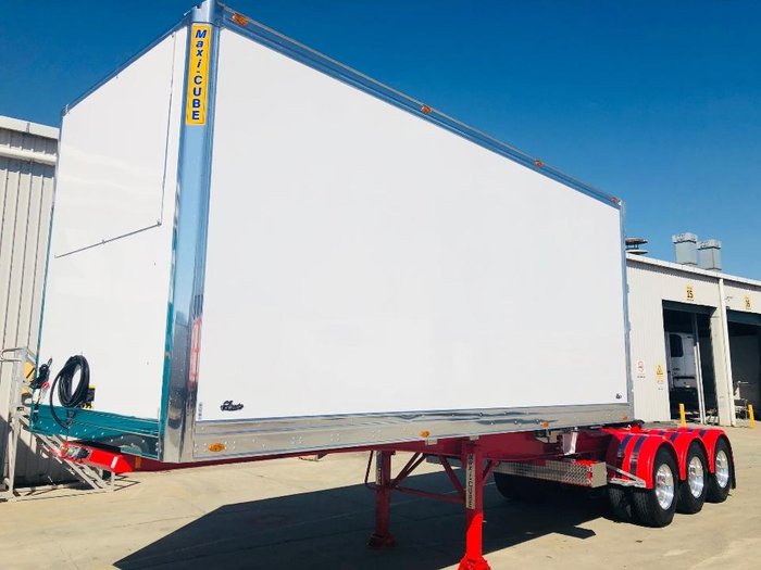 Maxicube Classic Lead 10 Pallet Freezer