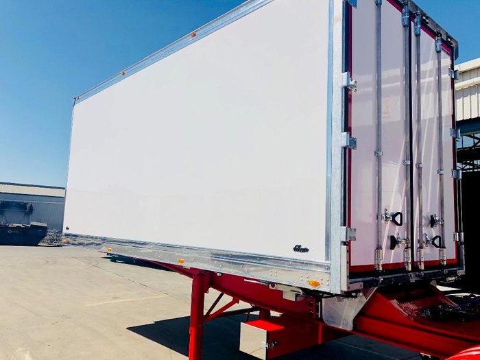 Maxicube Classic Lead 10 Pallet Freezer