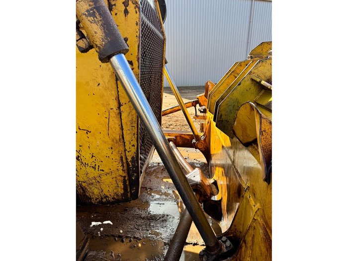  Komatsu D85ex-15 Dozer 