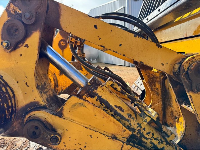 Komatsu Dozer D85ex-15