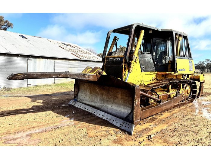 2003 Komatsu D85ex-15