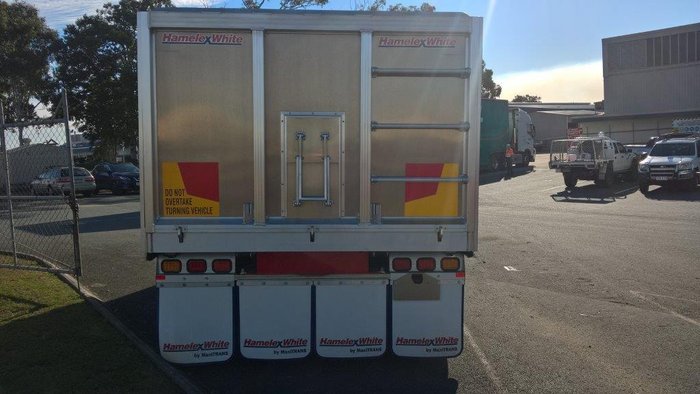 Hamelex White Adog3 - 3 Axle Dog Tipper