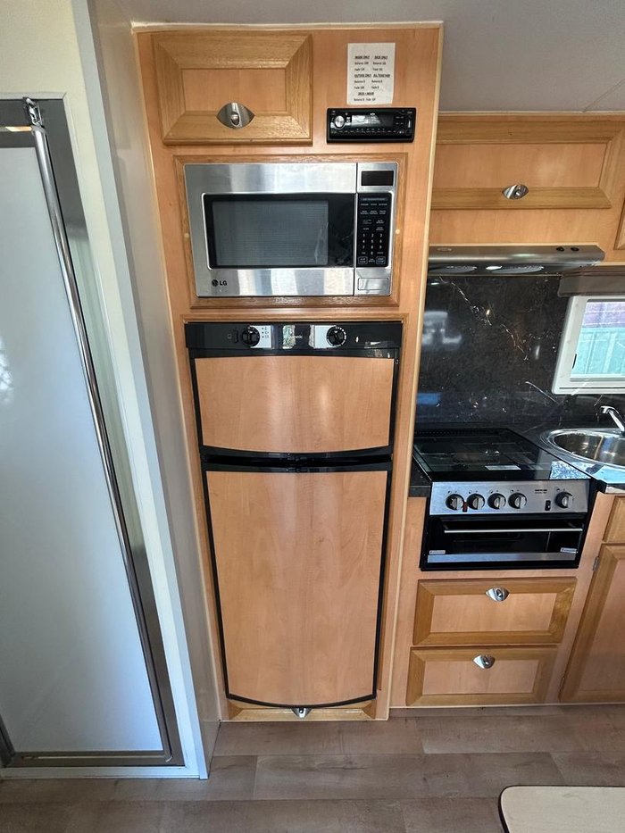 2012 Royal Flair Piazza