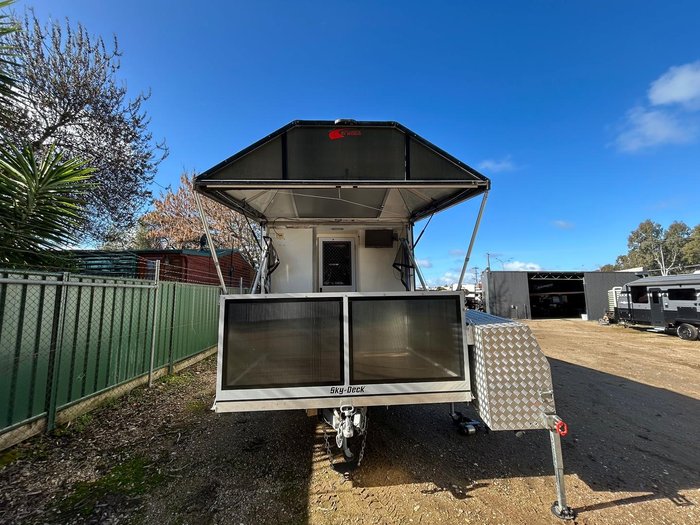 2012 Royal Flair Piazza