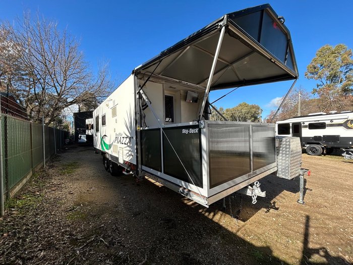 2012 Royal Flair Piazza