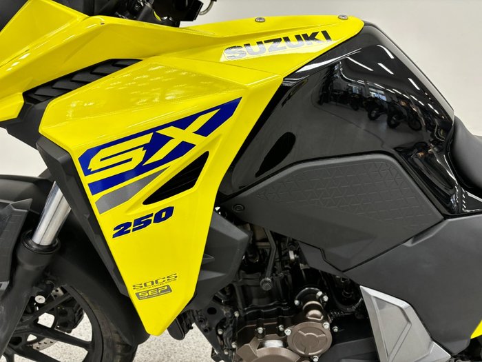 2024 Suzuki V-STROM 250SX (DS250RL) Yellow
