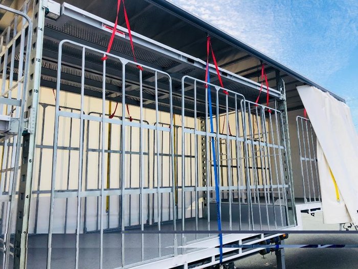 Freighter Drop Deck Mezzanine Tautliner