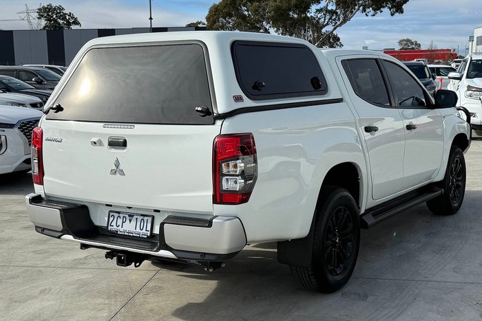 2023 Mitsubishi Triton GLX-R