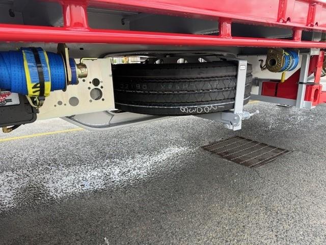 Freighter Drop Deck Semi With Ramps