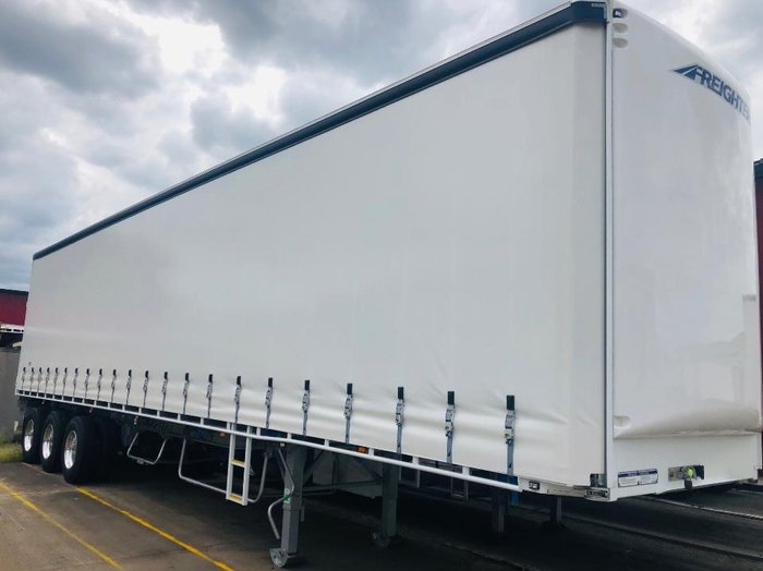 Freighter Tag T/Liner