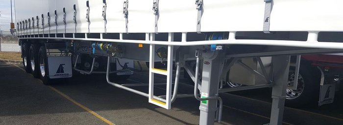 Freighter Tag T/Liner