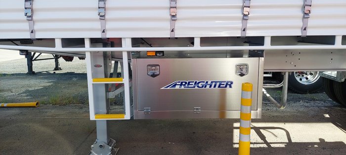 Freighter Lead T/Liner