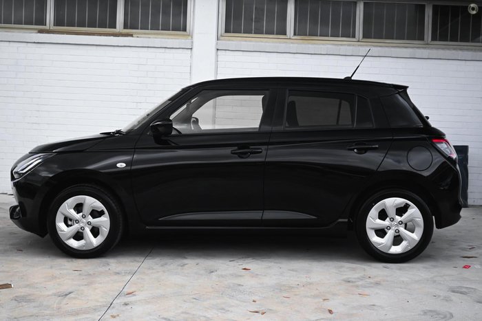 2025 Suzuki Swift Hybrid Plus UZ Super Black