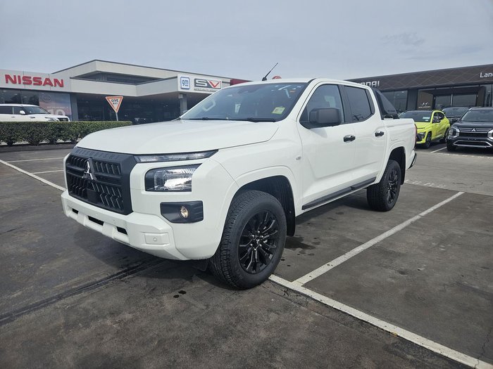2025 Mitsubishi Triton GLX-R