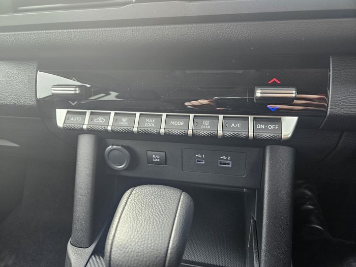 2025 Mitsubishi Triton GLX-R