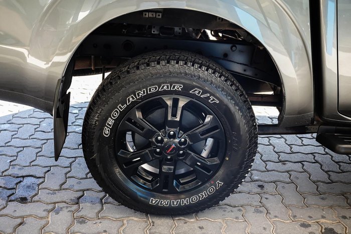 2021 Nissan Navara ST