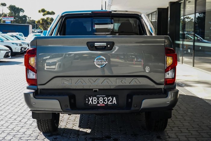 2021 Nissan Navara ST