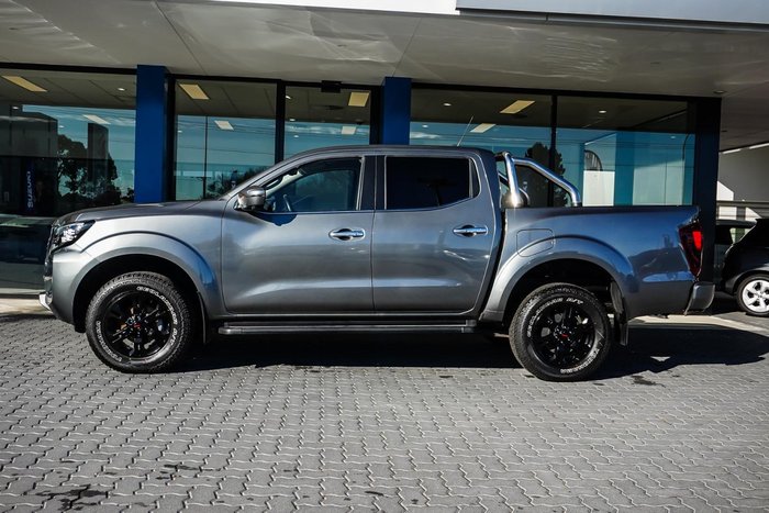 2021 Nissan Navara ST