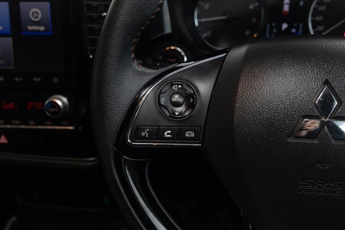 2020 Mitsubishi Outlander Black Edition