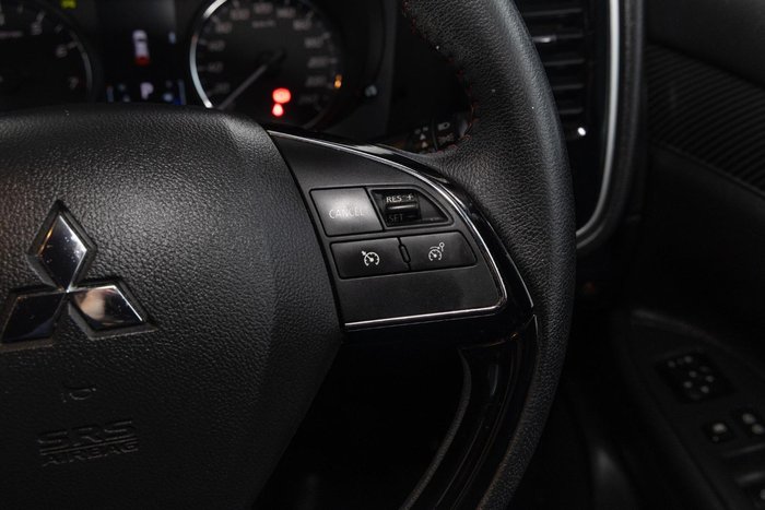 2020 Mitsubishi Outlander Black Edition