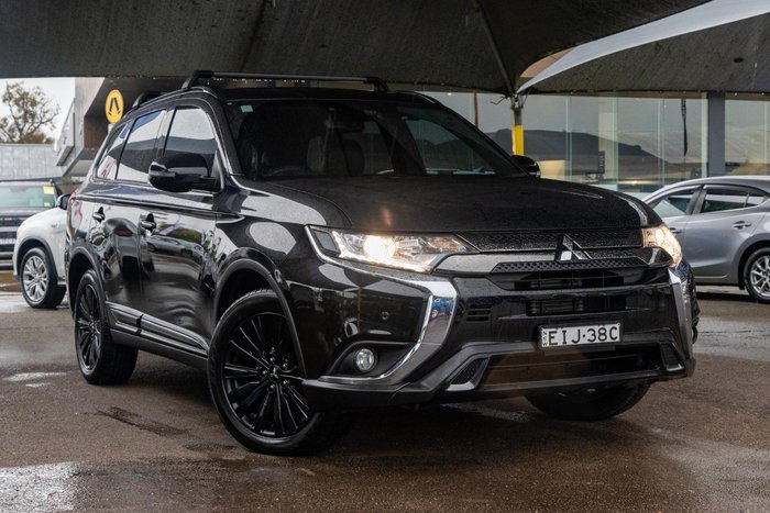 2020 Mitsubishi Outlander Black Edition
