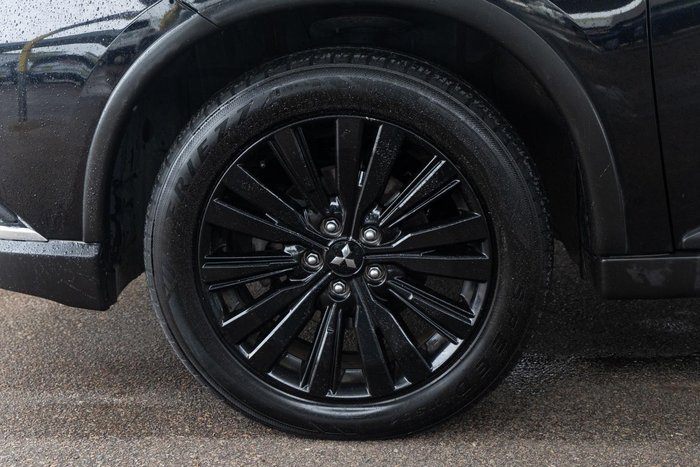 2020 Mitsubishi Outlander Black Edition