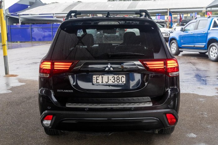 2020 Mitsubishi Outlander Black Edition