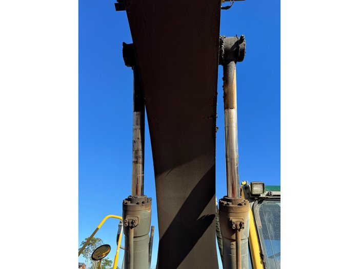 2012 Volvo Ec210b Excavator 