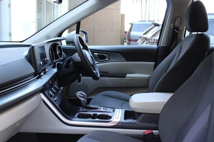 2023 Kia Carnival