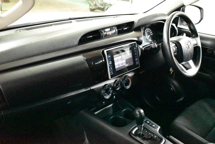 2016 Toyota Hilux Workmate