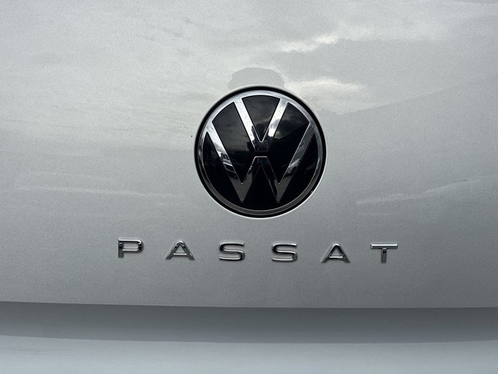 2021 Volkswagen Passat 140TSI Proline
