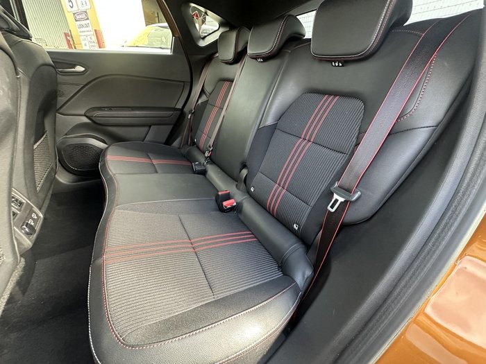 2022 Renault Captur R.S. Line