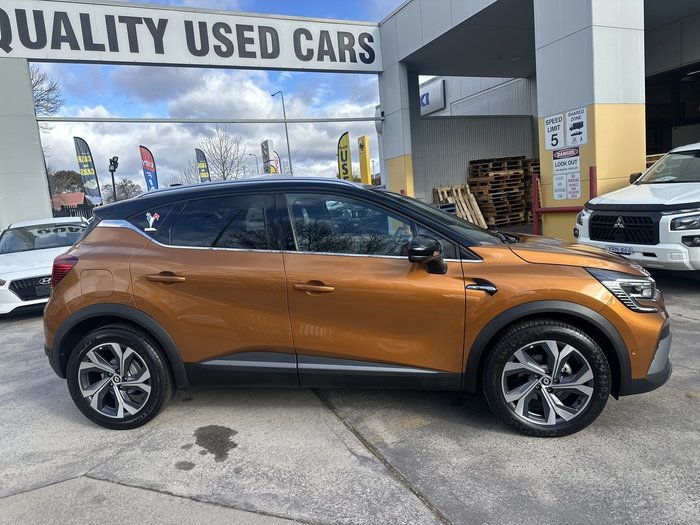 2022 Renault Captur R.S. Line