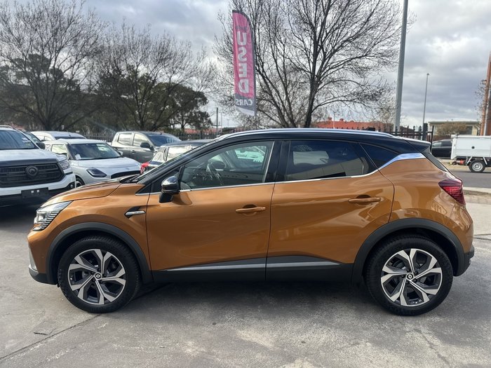 2022 Renault Captur R.S. Line