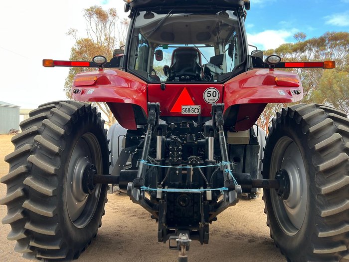 2017 CASE IH Magnum 250