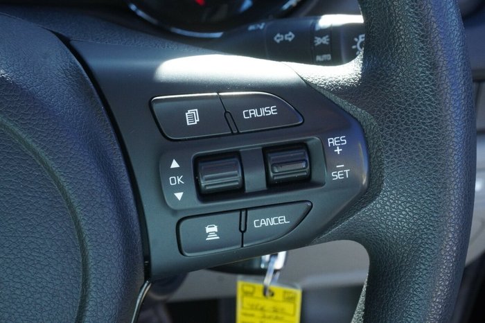 2020 Kia Carnival S