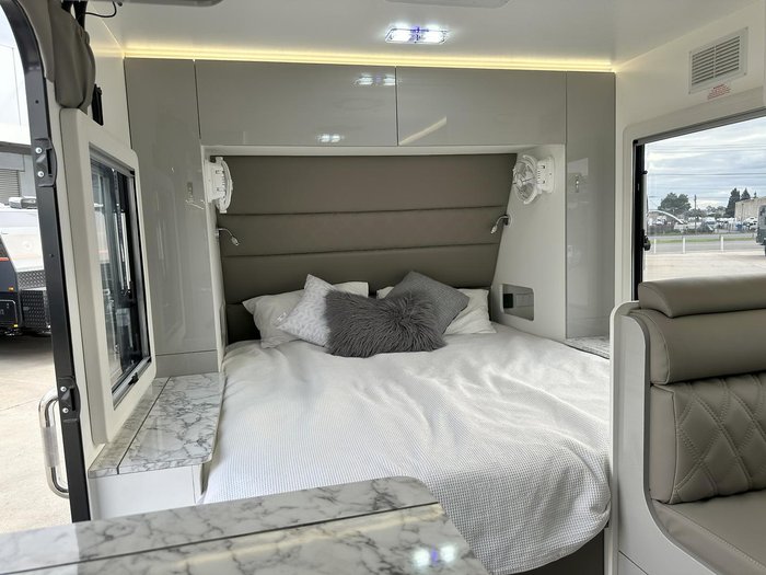 2024 JB Caravans Lpt 17' Off Road Hybrid