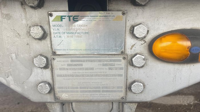 2014 FTE 16P Freezer Van White