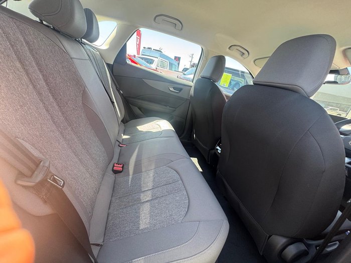 2025 MG MGS5 EV Excite 49